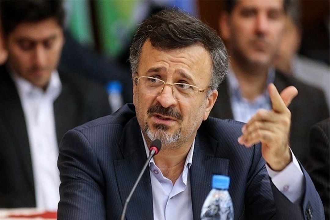 داورزنی: تماشاگران باید تحت پوشش دوربین‌های امنیتی قرار بگیرند