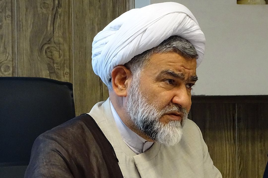 پُر كردن زندان های كشور افتخار نیست