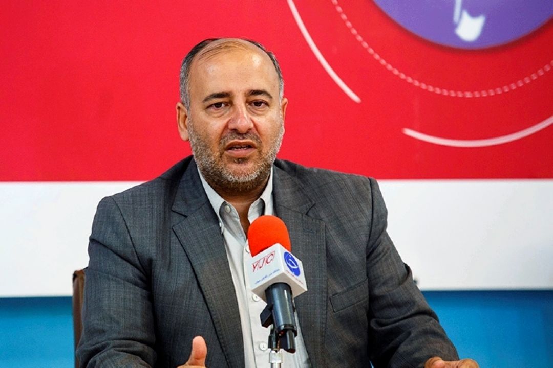 عدم نظارت دولت بر كارتهای بازرگانی یك بار مصرف عاملی برای جولان دلالان