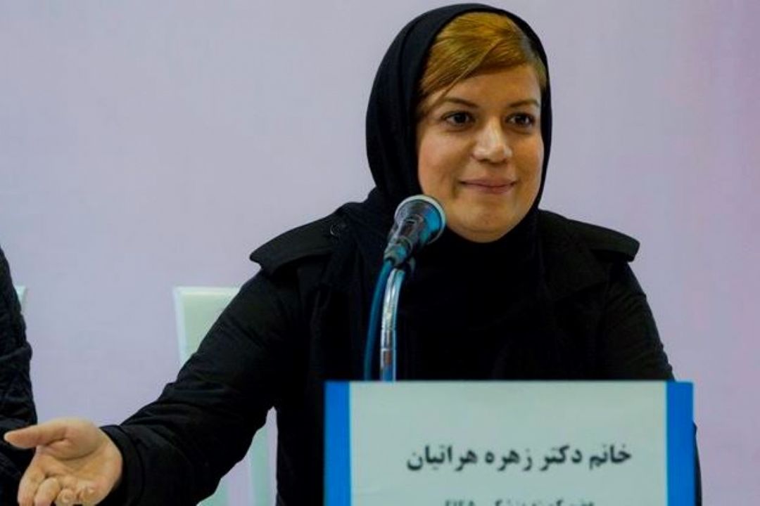 عواض استفاده بیش از حد از فضای مجازی