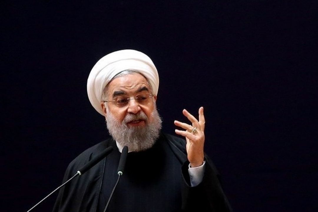 كاخ سفید بداند ملت ایران از مسیر پیشرفت عقب نمی‌ماند/ علی‌رغم فشار تحریم‌ها "بدهی‌ خارجی" كاهش یافت