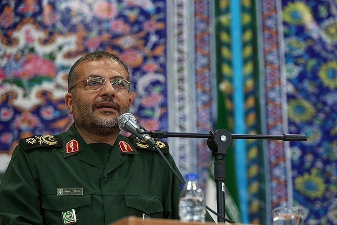 با تفكر فرهنگی بسیج می‌توان در مقابل قدرت مسموم دشمن ایستادگی كرد
