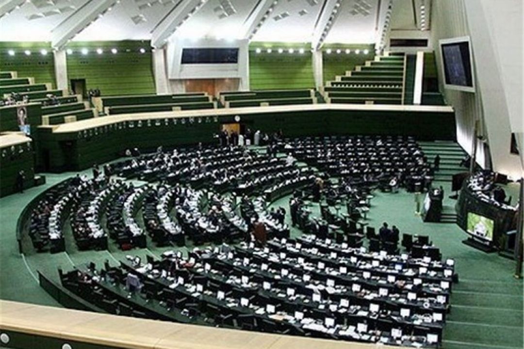 طرح جدید مجلس برای دریافت غرامت نفتی از آمریكا و انگلیس+ جزئیات