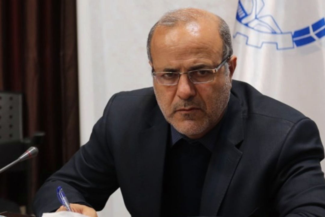 هیچ منع قانونی برای استفاده از پژوهش اساتید بازنشسته نیست 