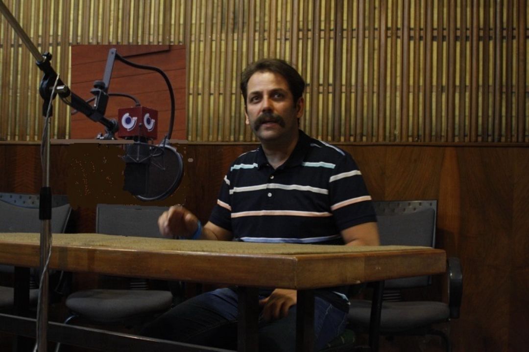 امیررضا دلاوری به رادیو نمایش می آید