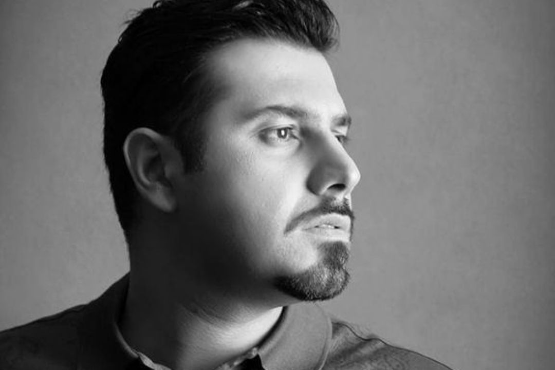 غریبه