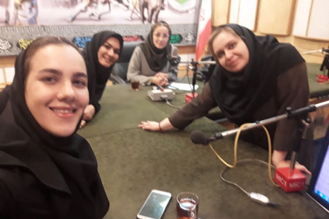 استودیو برنامه گپ آهنگ(صبا رحمتی قایقران)