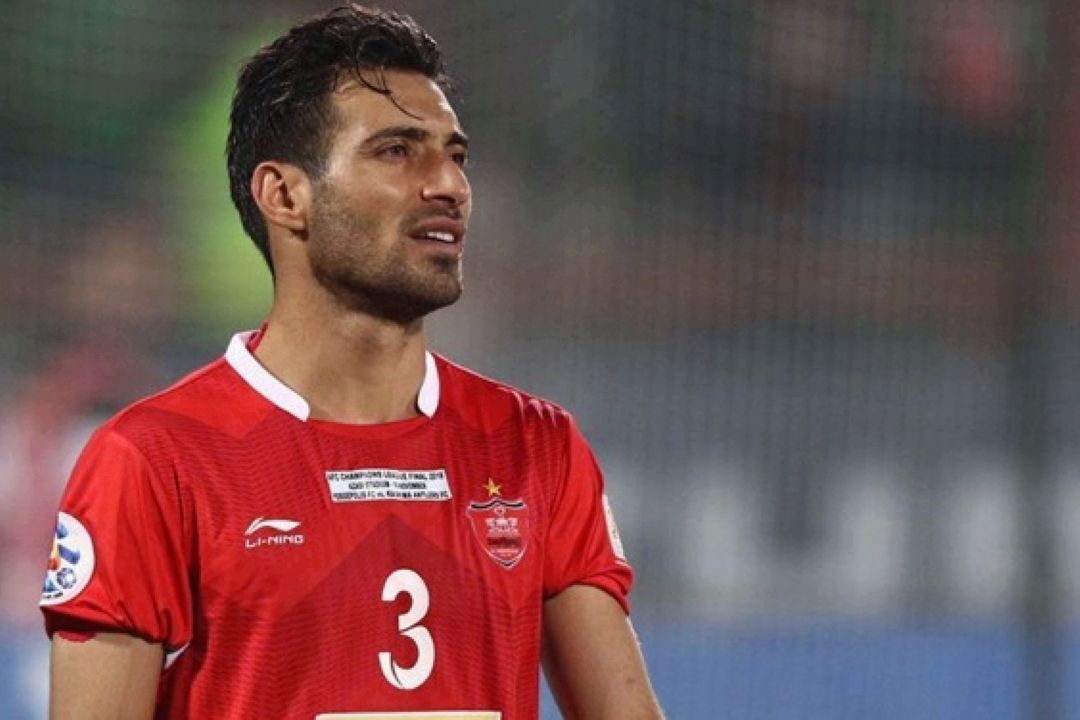 محرومیت مدافع پرسپولیس تعلیق شد 