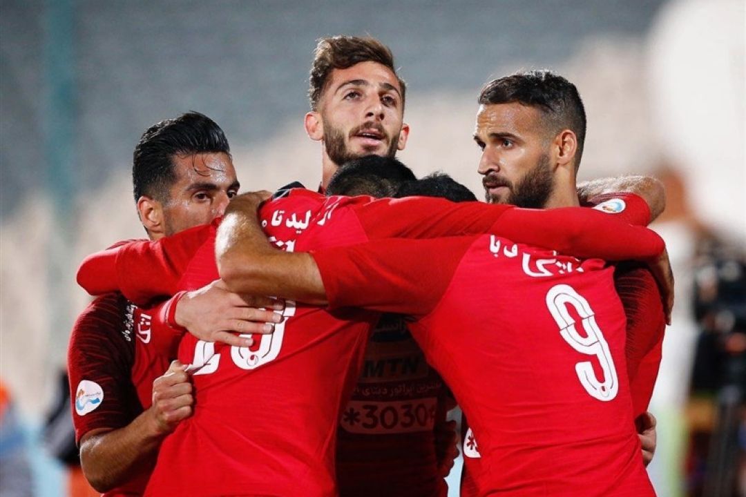 صعود پرسپولیس و سبقت فولاد