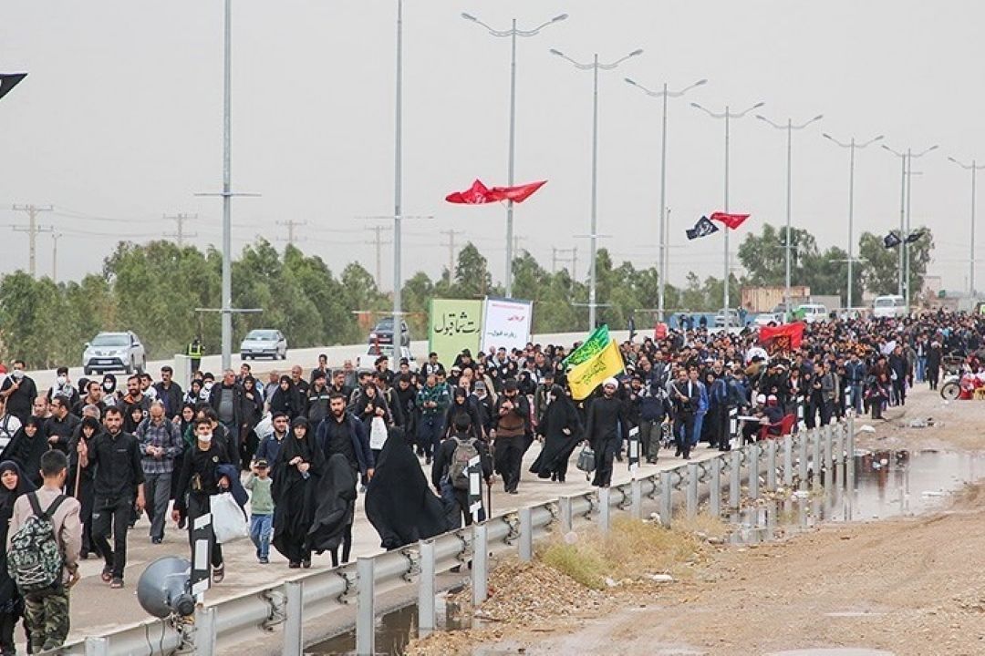 400 هزار زائر اربعین همچنان در خاك عراق