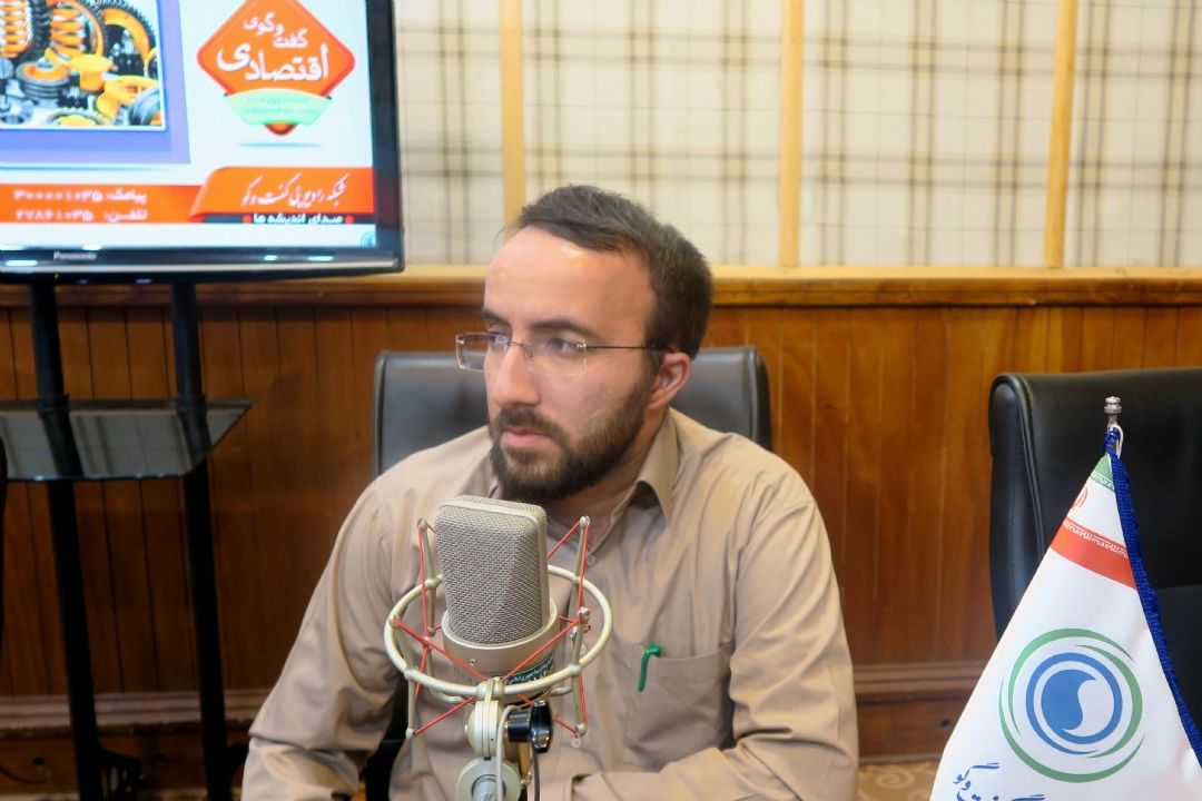 نیروهای جهادی از حاشیه شهرها محرومیت زدایی می كنند 