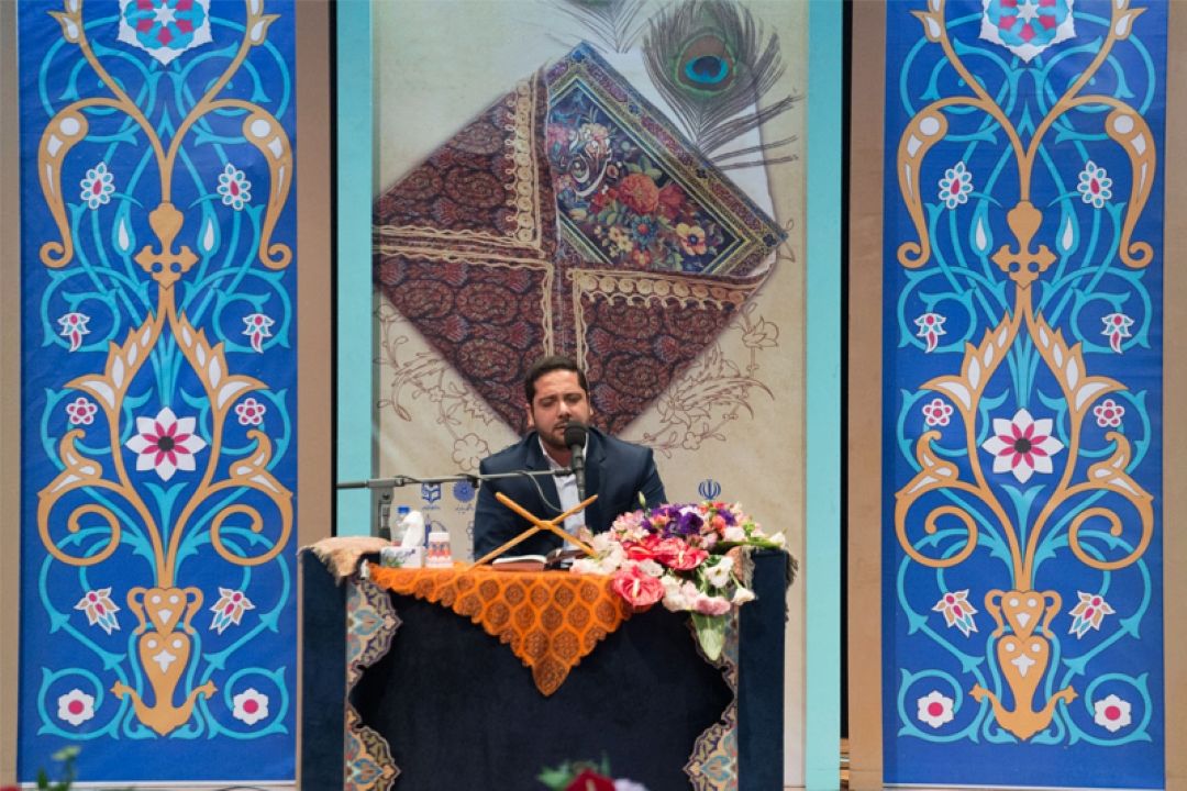 شیراز از امروز میزبان سی و چهارمین دوره جشنواره ملی قرآن و عترت دانشجویان دانشگاه‌های سراسر كشور است.