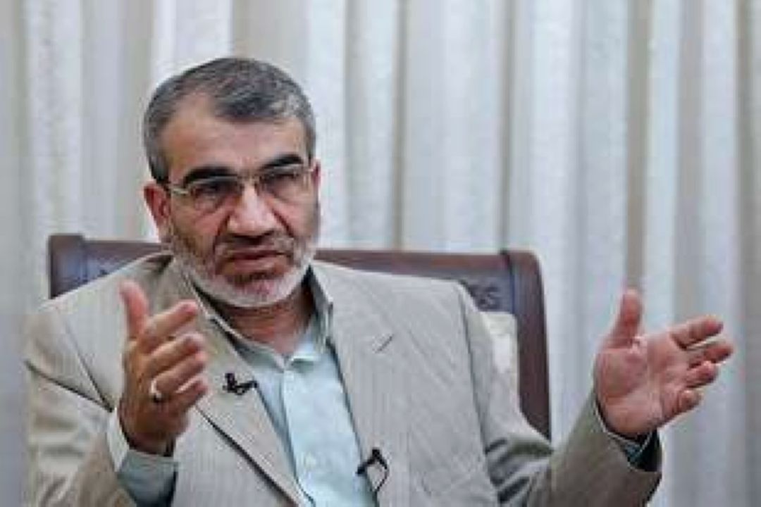  بازنگری در قانون اساسی ناشدنی نیست