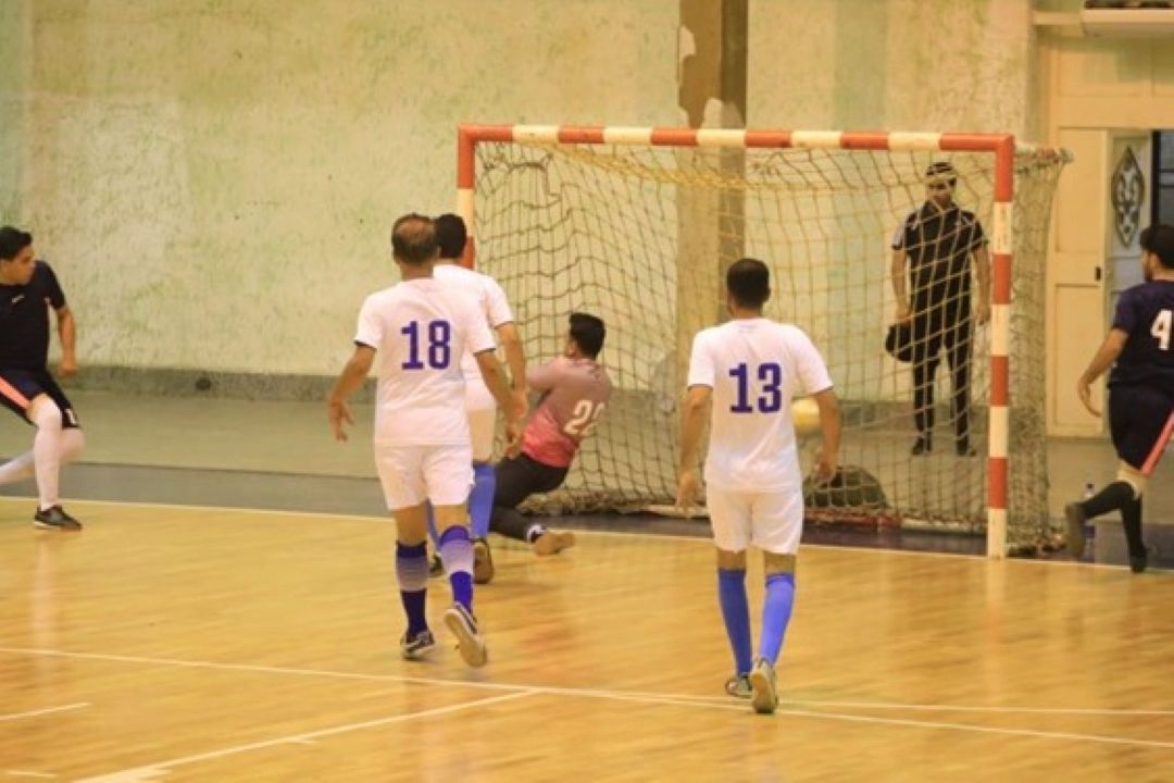 گیتی‌پسند به دنبال صدرنشینی