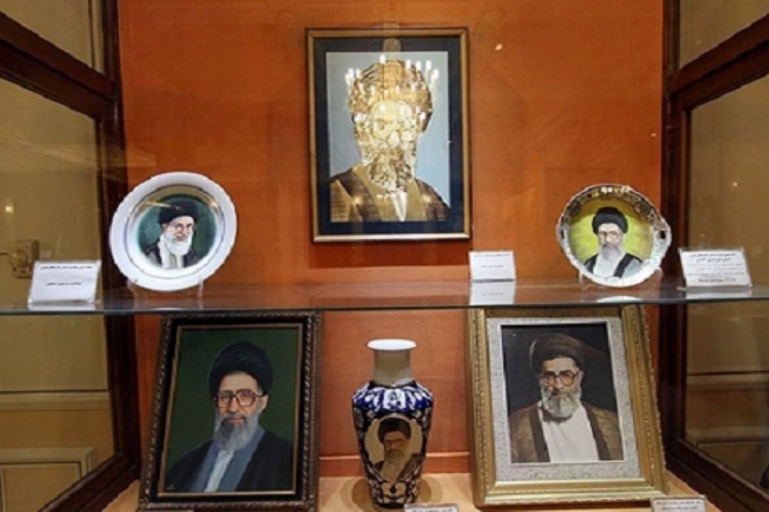 گنجینه ای بی نظیر از هدایای سران کشورهای دنیا به رهبر معظم انقلاب در حرم رضوی 