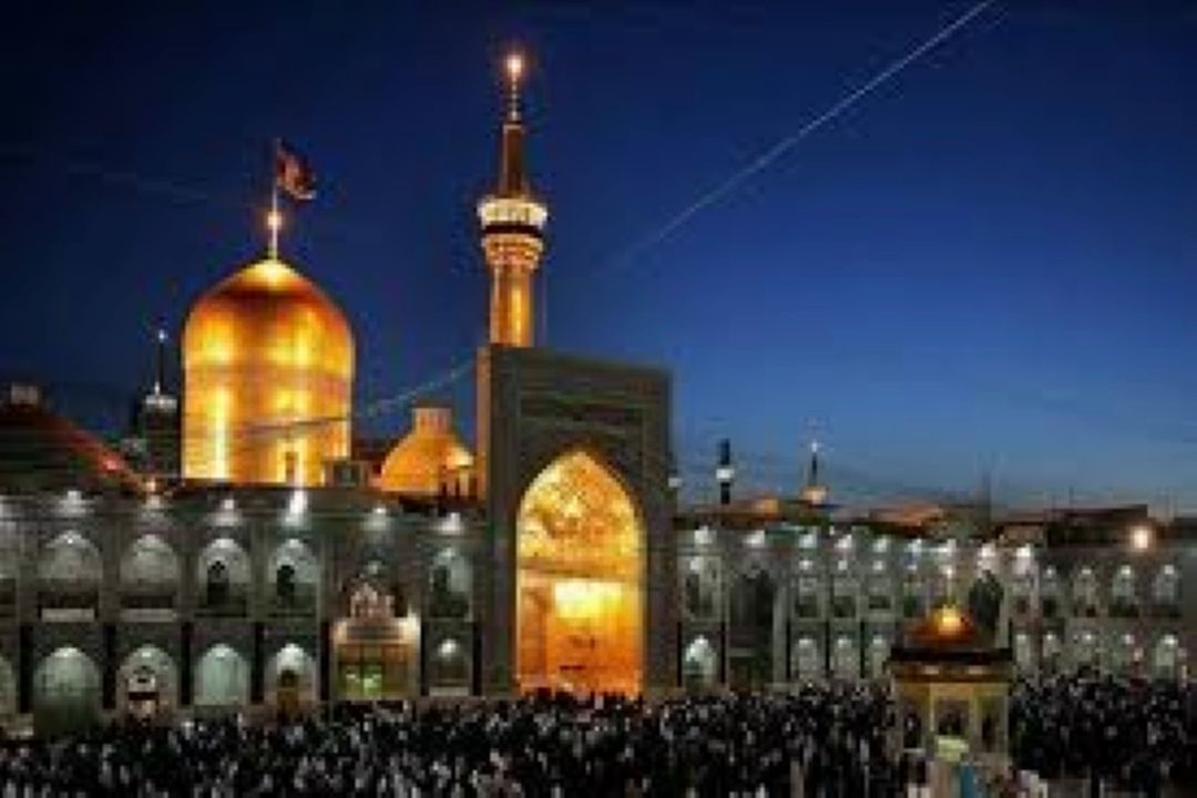 تشرف کاروان 60 نفره از کشور آمریکا به حرم مطهر رضوی  