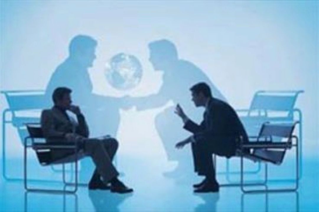 بررسی اخلاق نقد فرهنگی و مناسبات آن