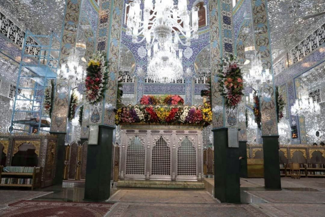 گلباران حرم حضرت زینب (س) و حضرت رقیه (س)