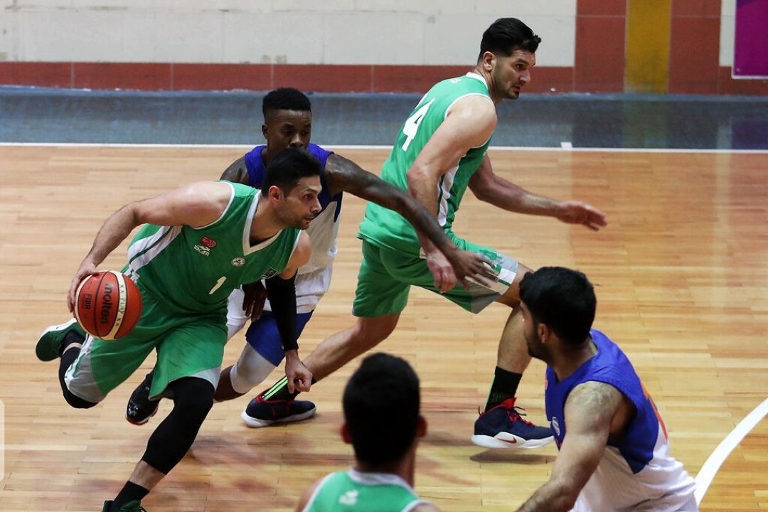 تقابل حساس ذوب‌آهن و پتروشیمی