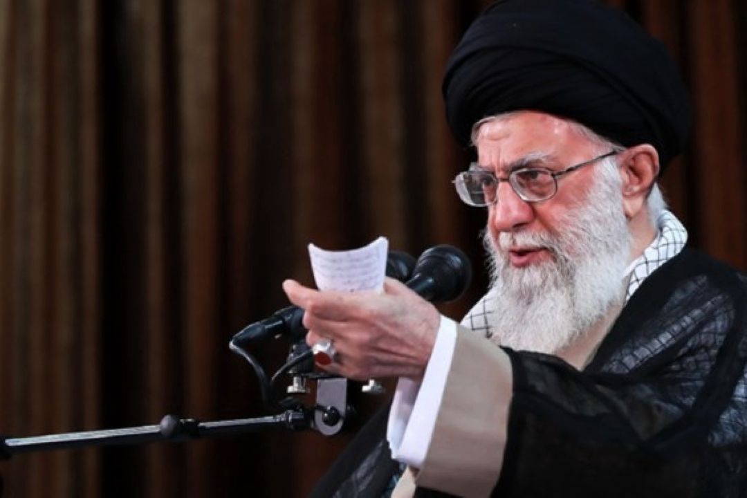 دستور رهبر انقلاب بعد از اطلاع از خطای انسانی/ صادقانه و صریح با مردم مطرح كنید
