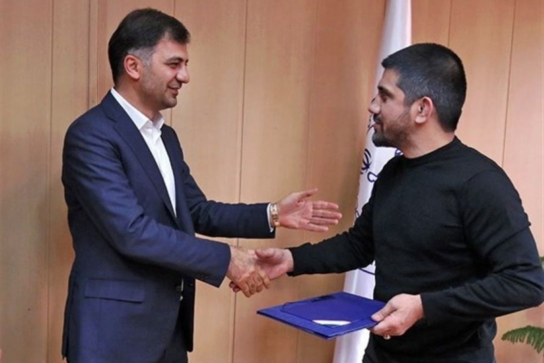 كریمی سرپرست تیم های ملی كشتی بزرگسالان شد