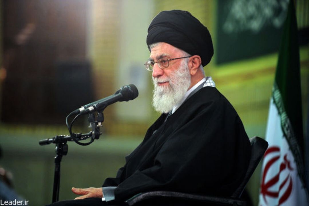 تفسیر بخشی از دعای روزاول ماه رمضان توسط رهبرانقلاب