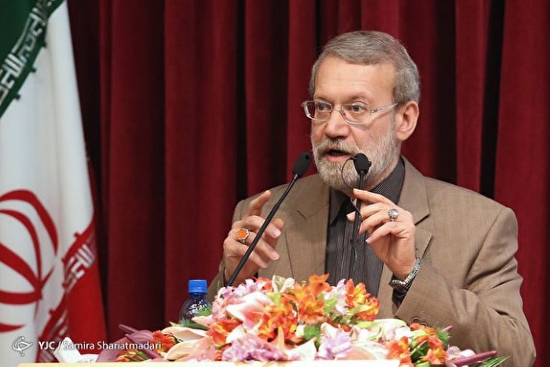 انقلاب ایران پرصلابت، اما مظلوم/ تنها كشوری كه محكم جلوی آمریكا ایستاده، ایران است