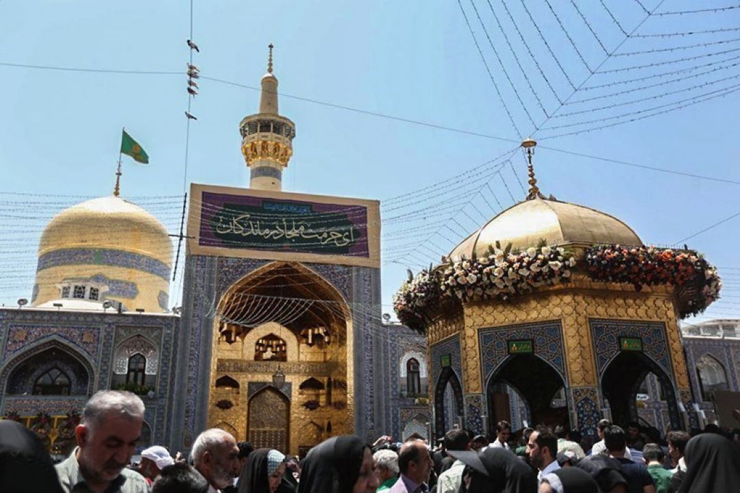 تشرف بیش از40 میلیون زائر ایرانی و خارجی به حرم مطهر رضوی 