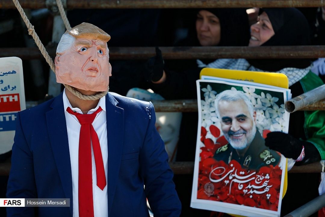  خیابان انقلاب| 22بهمن (گالری شماره سه)