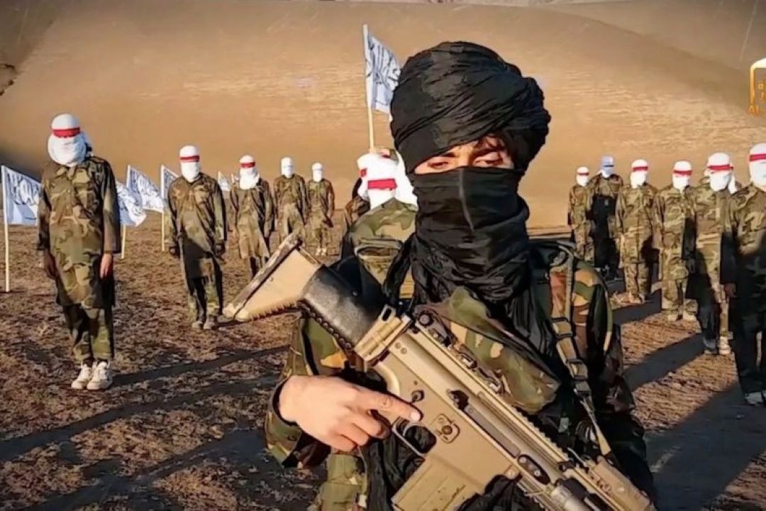 جنگ داخلی و قدرت گرفتن طالبان، از خطرات دو دولت در افغانستان است