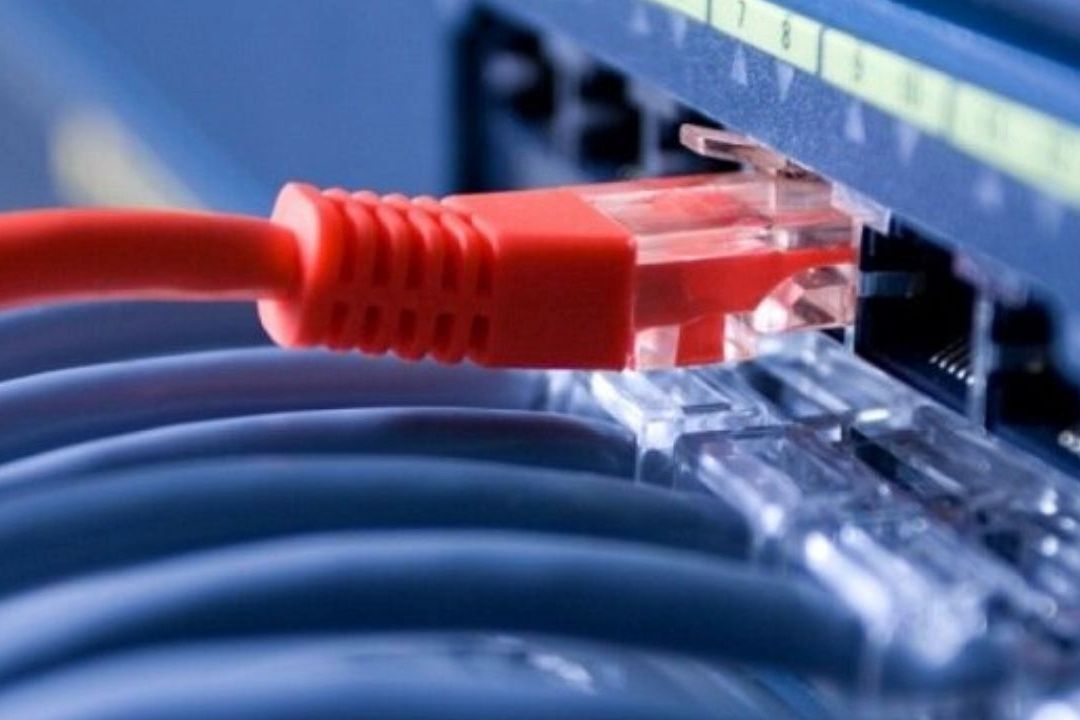 توسعه شبكه ملی اطلاعات یك نیاز برای كشور و خانواده های ایرانی است