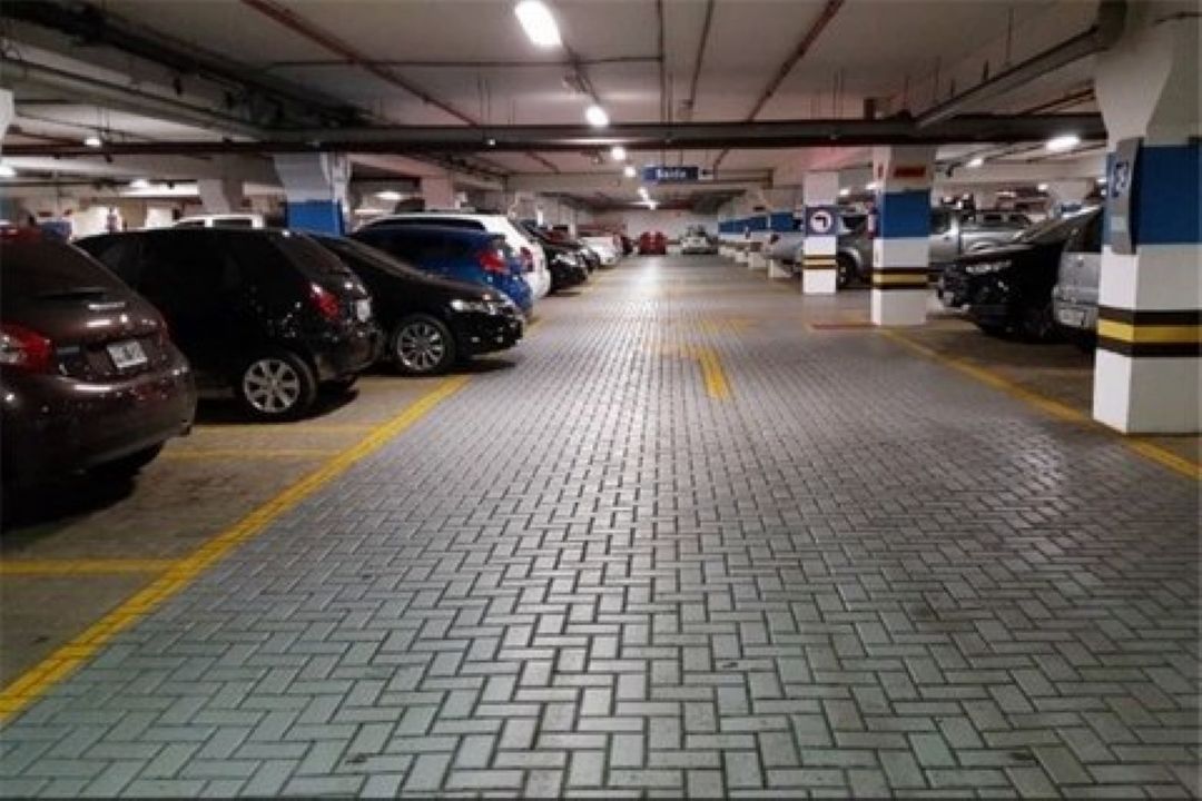 شهرداری برای كسب درآمد پاركینگ می فروشد