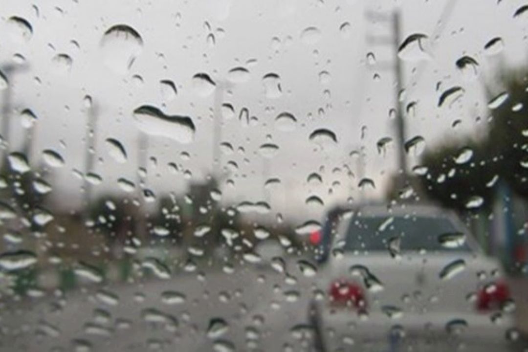 بارش باران در محورهای 8 استان/ ترافیك نیمه سنگین در ورودی پایتخت