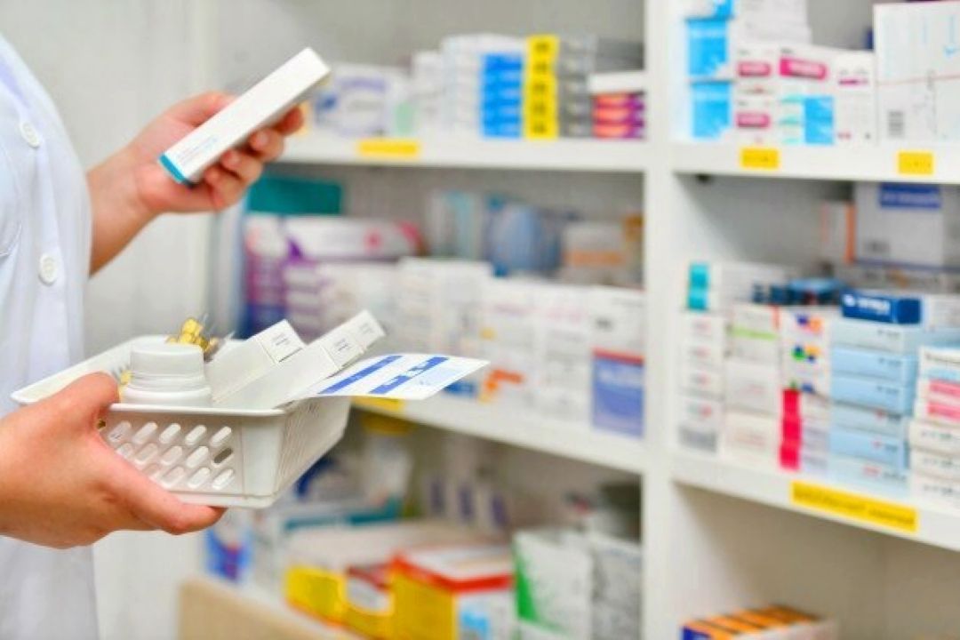 داروخانه‌های دولتی؛ از انحصار تا قاچاق