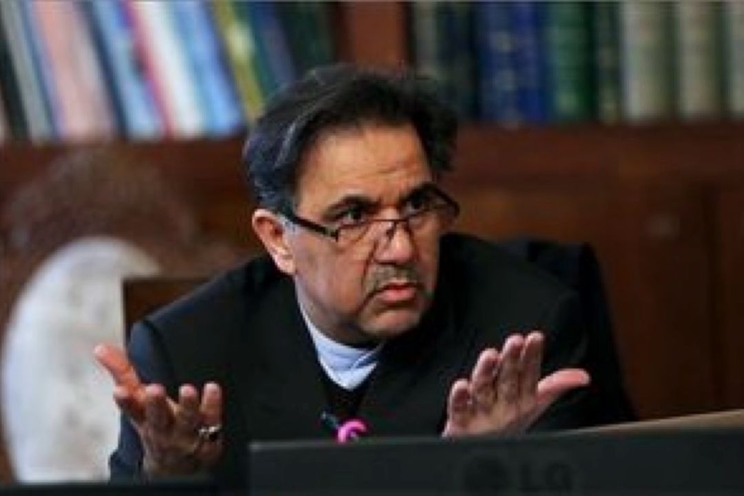 در خانه ملت كار كنید؛ در خانه خودتان قرآن بخوانید!/ حجاریان: بنا بود عده‌ای از فرماندهان سپاه مجازات شوند