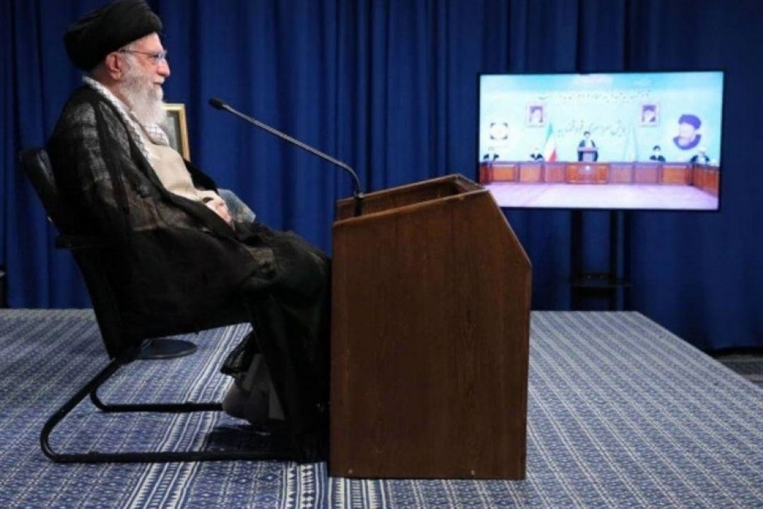 ارتباط تصویری امام خامنه‌ای با همایش سراسری قوه قضائیه