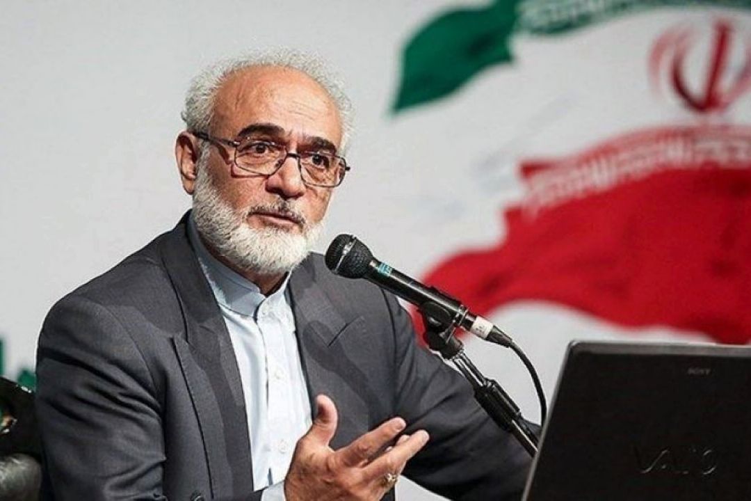 كتاب دولت و بازار اثر ارزشمندی است