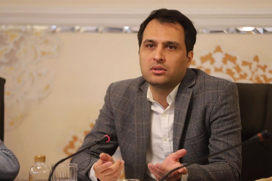 بررسی امضای تفاهم نامه بین وزارت ارشاد و شورایعالی مناطق آزاد تجاری در رادیو نمایش