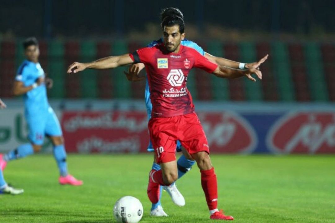 امیری در پرسپولیس ماندنی شد