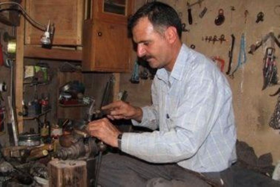  از هنر و صنعت قفل سازی  چالشتر در «فرهنگ مردم» بشنوید