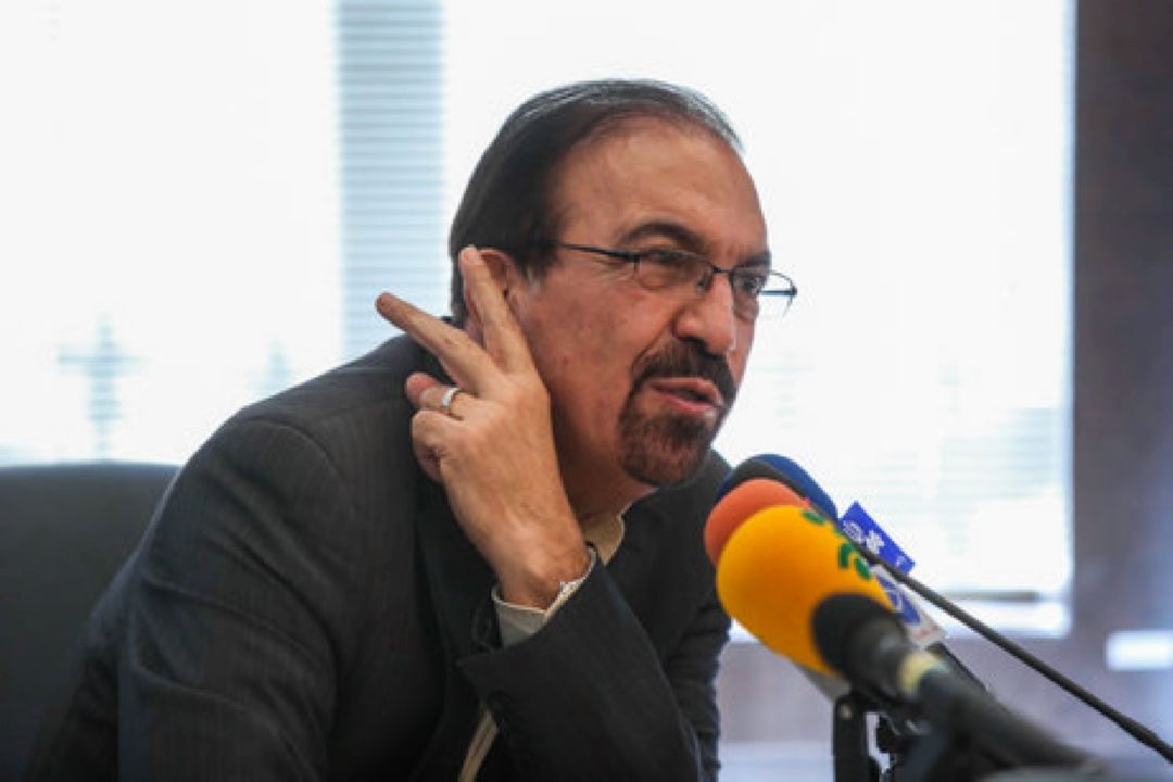 یادشان رفته وزارت صمت نتوانست آشفته بازار خودرو را كنترل كند/ هشدار به خودروسازان 