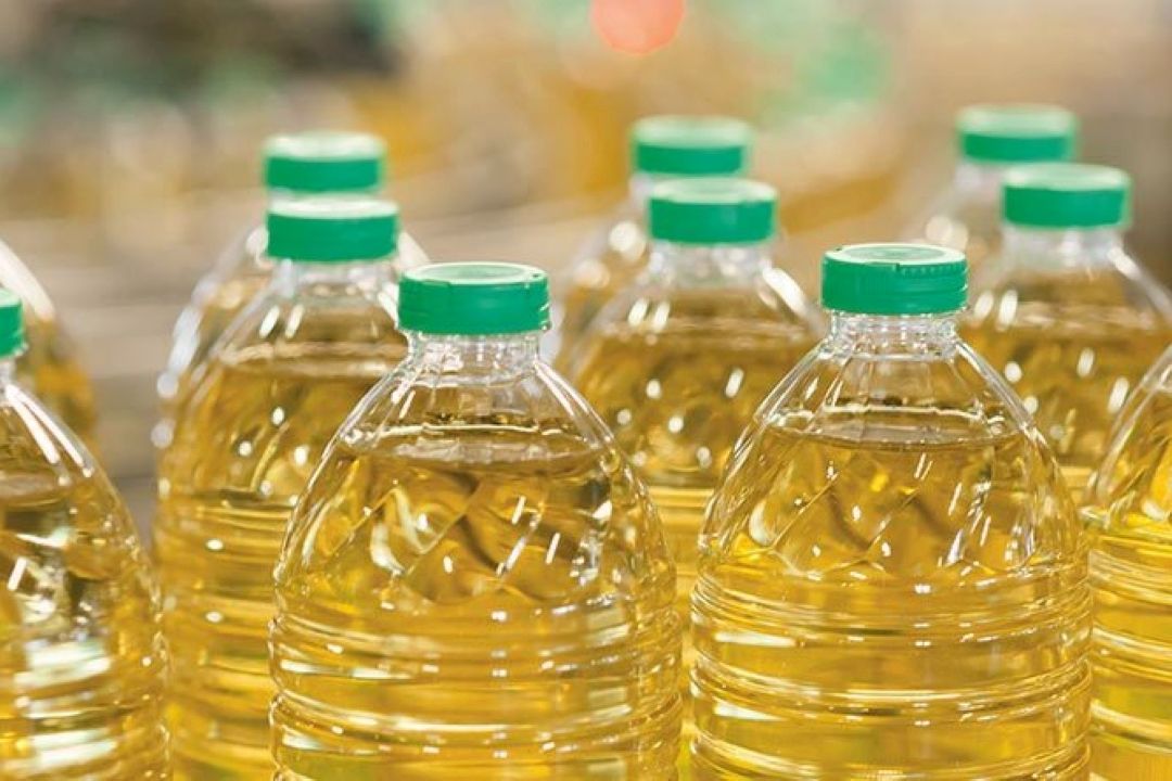 بیش از 60 هزار تن روغن خام در گمرگات و بنادر موجود است