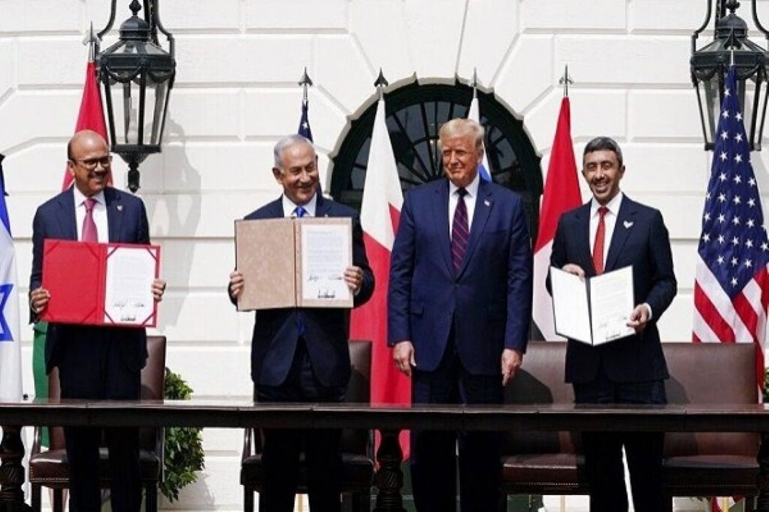 ابراز تمایل سعودی، امارات و بحرین به پیروزی «ترامپ» در انتخابات/ موافقت طالبان و دولت افغانستان برای ازسرگیری مذاكرات صلح