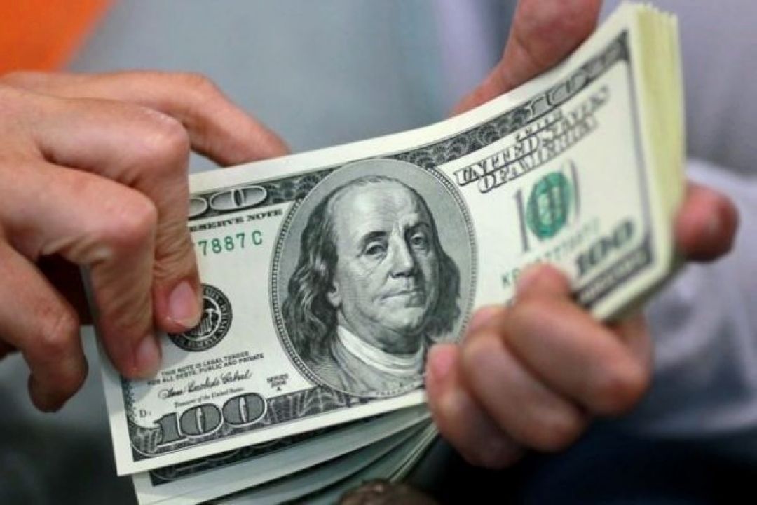 با سخت شدن مسیر ترامپ برای پیروزی در انتخابات؛ دلار به پایین‌ترین سطح 2 ماهه سقوط كرد