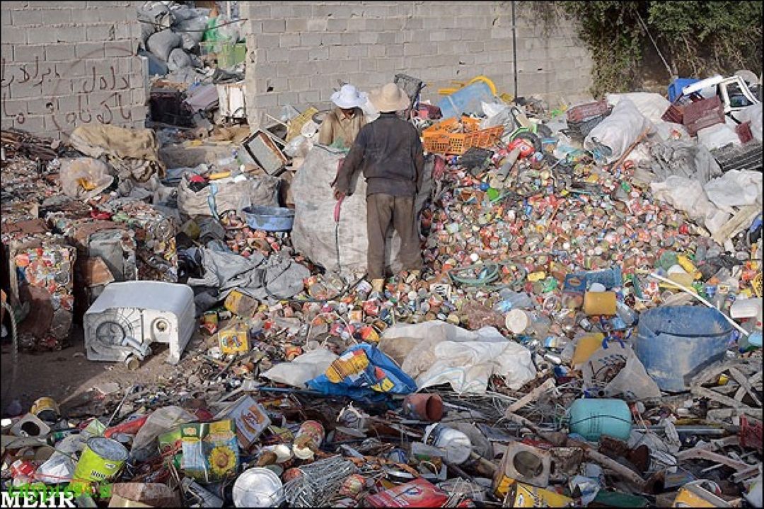 بازار خرید و فروش پسماند در كشور شفاف نیست.