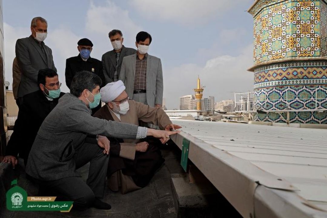 بازدید تولیت آستان قدس رضوی از روند اجرای عملیات بهسازی تأسیسات حرم امام رضا(ع)