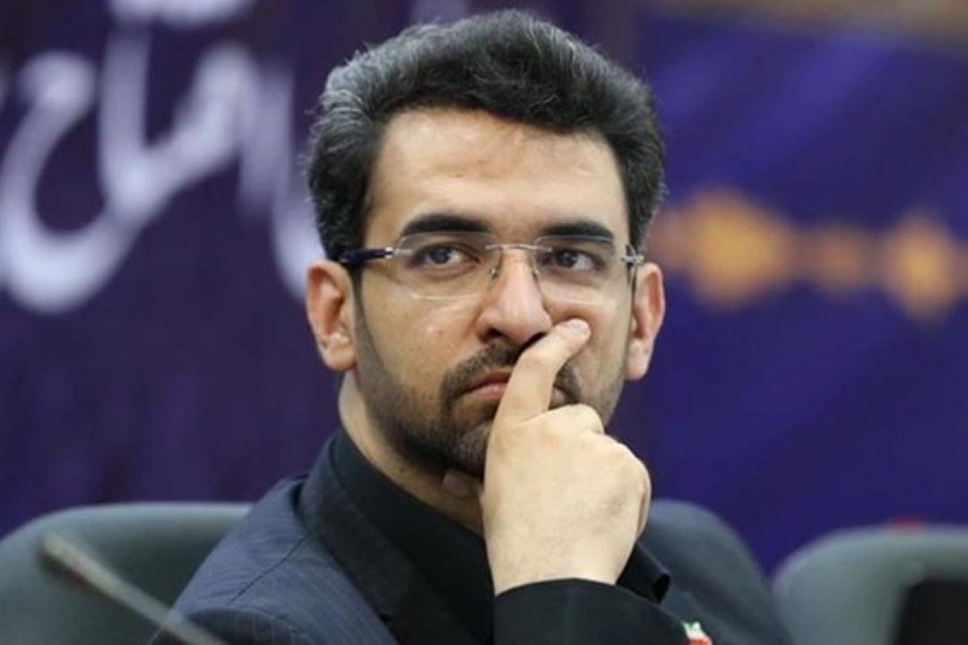 وقتی مقصر مدیریت فضای مجازی در نقش منجی ظاهر می‌شود/ فرار به جلو آذری جهرمی به‌جای پاسخگویی