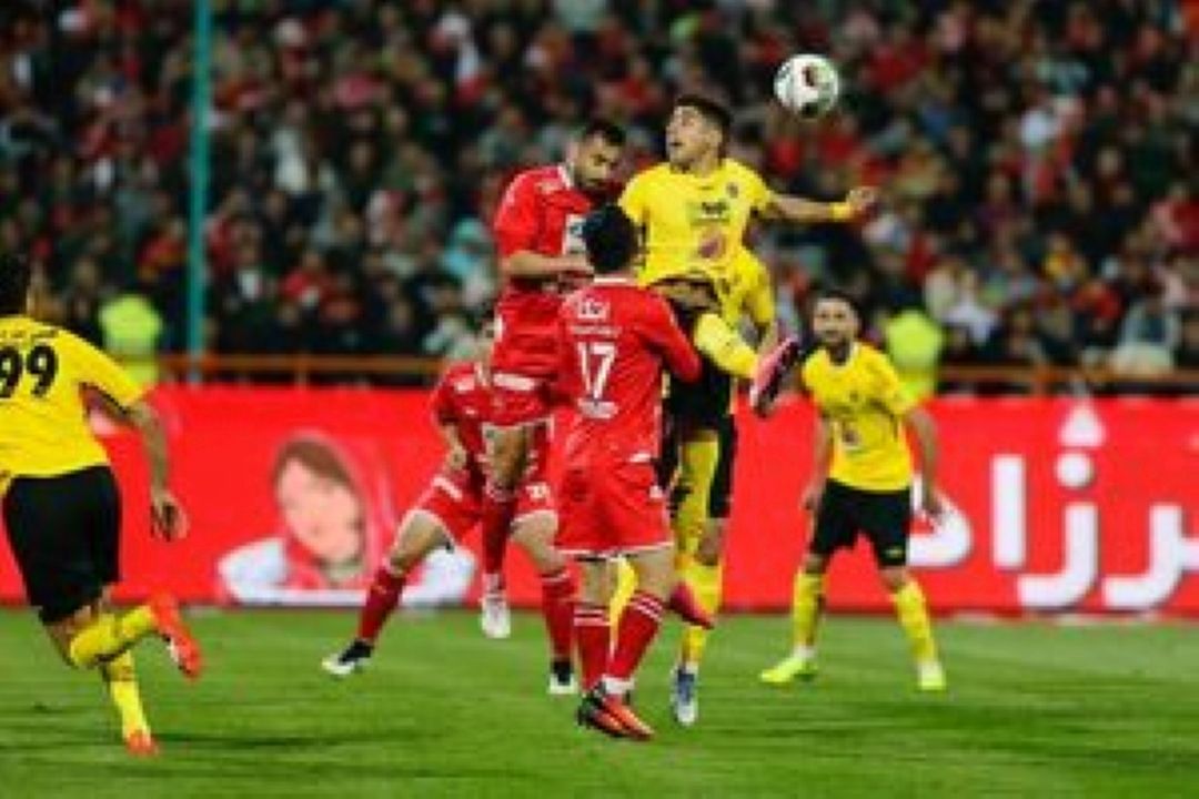 گزارش زنده پرسپولیس-سپاهان و ذوب‌آهن-تراكتورسازی
