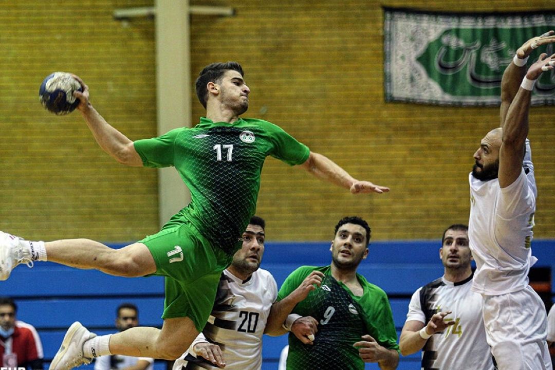 برتری پرسپولیس مقابل ذوب‌آهن