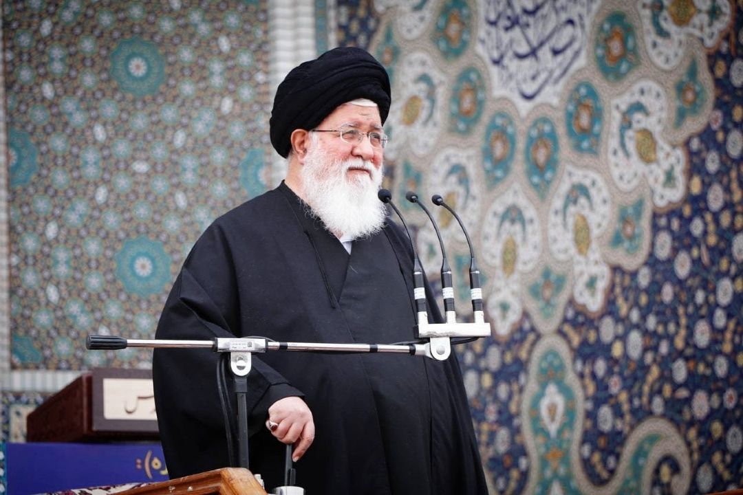 امام جمعه مشهد: زائر، بنیان اقتصاد خراسان رضوی است 